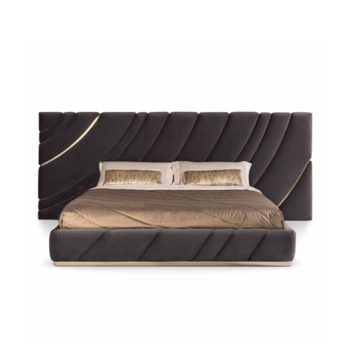 Кровать с декоративными элементами из металла Riville