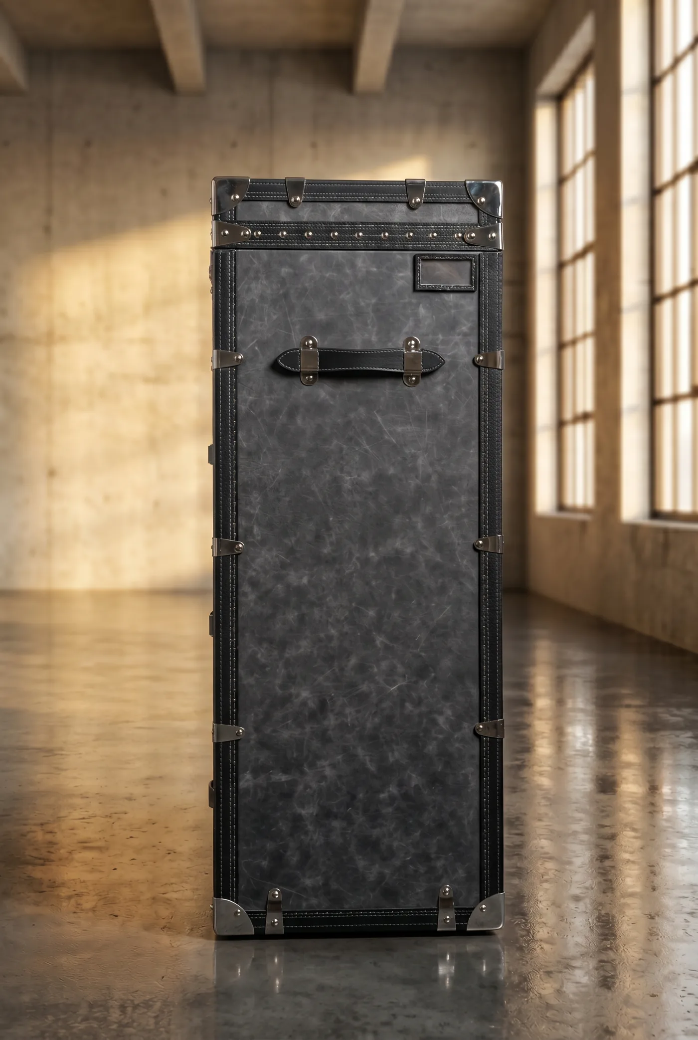 Комод Louis Vuitton Black — профиль
