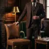 Обеденный стул Louis Dining Chair — в интерьере