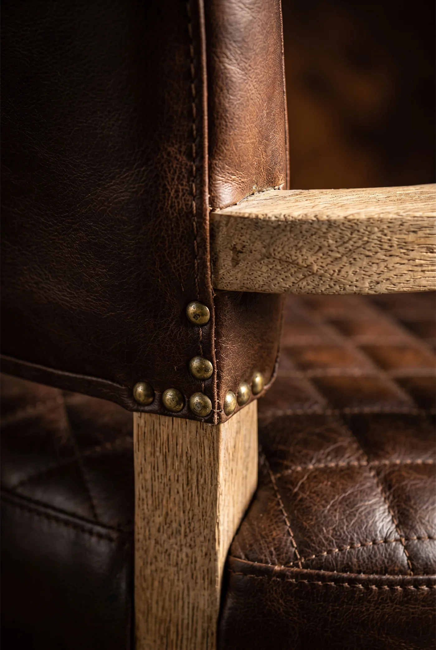 Обеденный стул Pilgrim Dining Chair — деталь материала