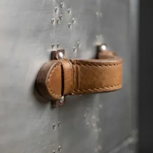 Прикроватная тумба «Спитфайр 2» — деталь