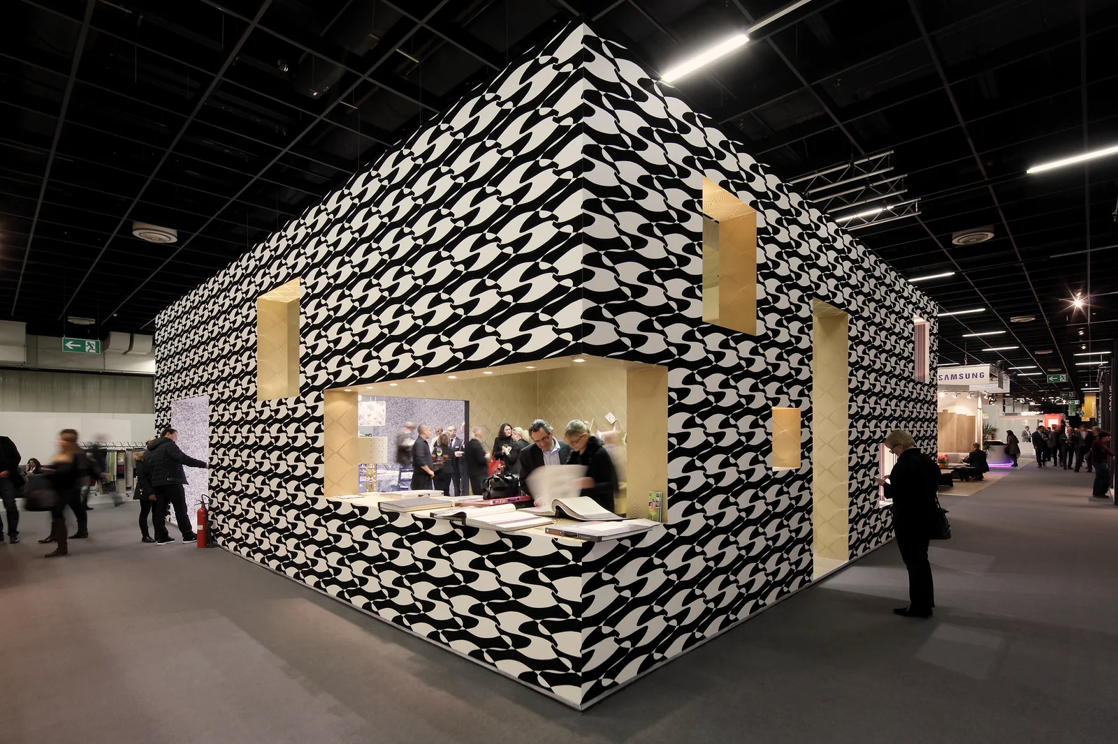 Стенд мебельной выставки imm cologne в Кёльне