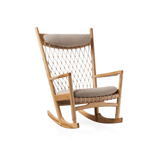 Кресло-качалка с подушками Possession Weaving