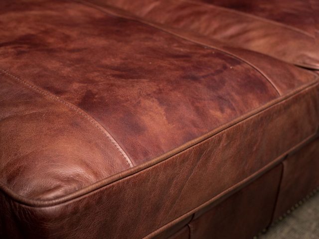Двухместный диван Versailles Wood Legs