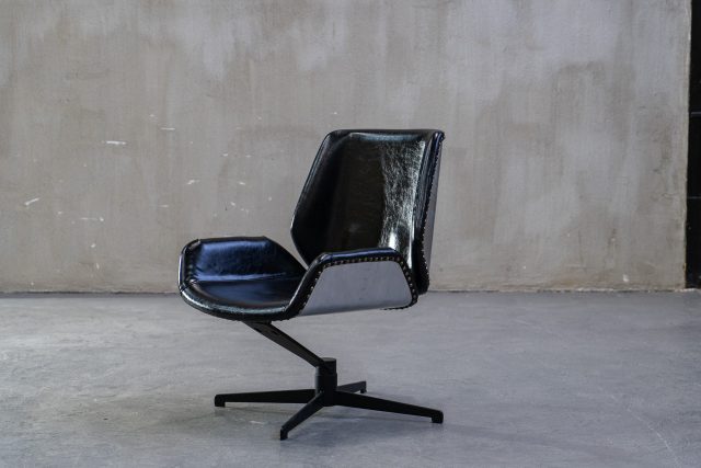 Офисное кресло Origami Aluminum Patchwork