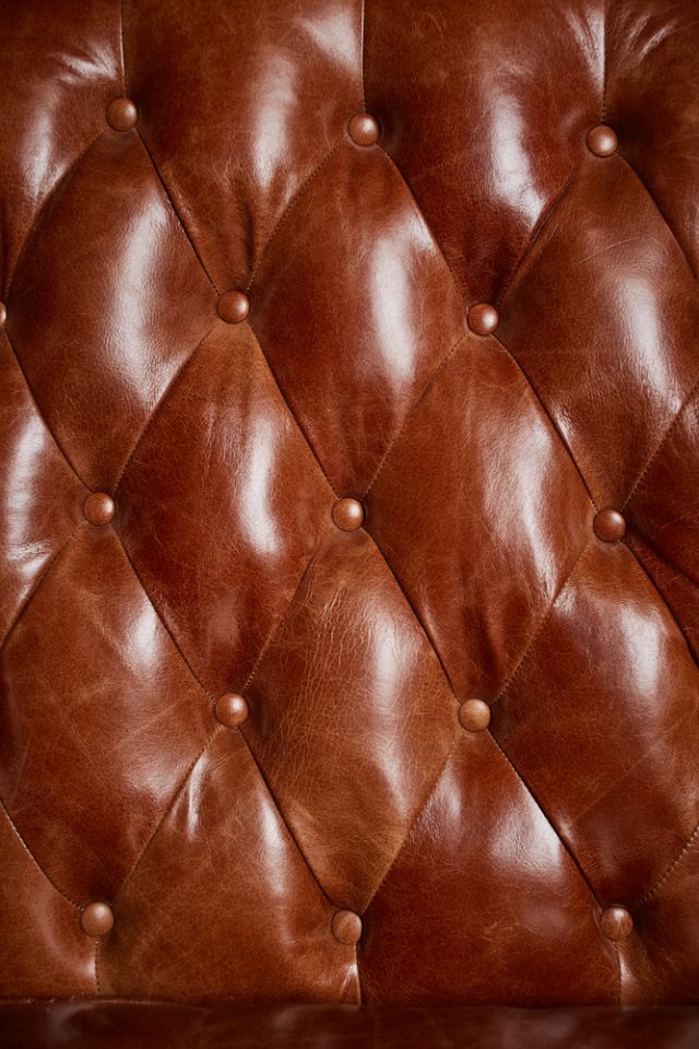 Кресло Grandee Quilted Leather with Buttons